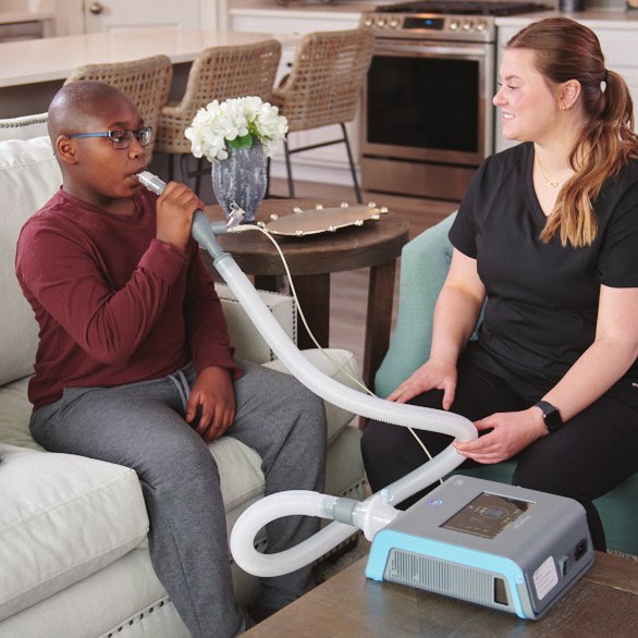 BiWaze® Clear — oscillation, lung expansion, and aerosol in one device.